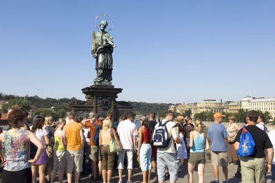 _D2X2233 Charles Bridge.jpg