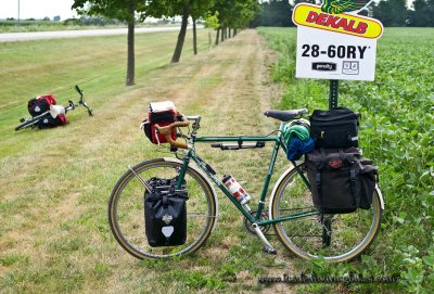 429    Doug touring Ontario - Schwinn Voyageur touring bike