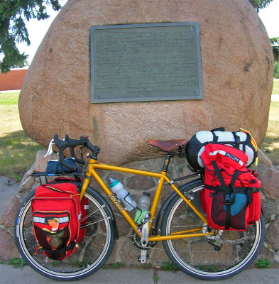 096  Nancy - Touring Minnesota USA - da Vinci Touring touring bike