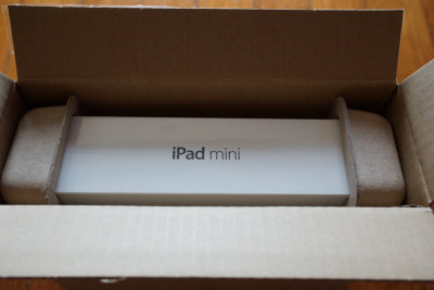 Unboxing iPad Mini 2012