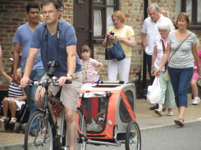 The Stragglers - Crowds Following the Procession