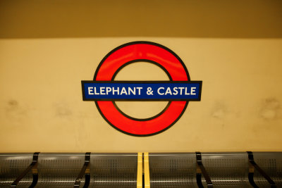 Elephant Castle sign