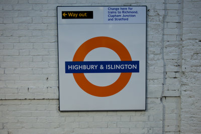Highbury Islington sign