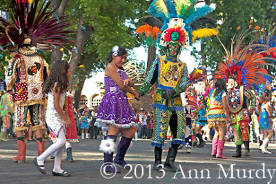 Espaol Dancers on Zcalo