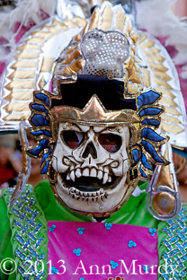 Espaol dancer with skull mask