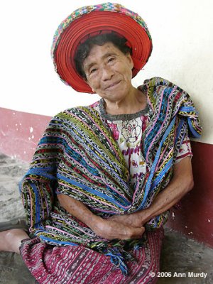 Older lady wearing tocoyal