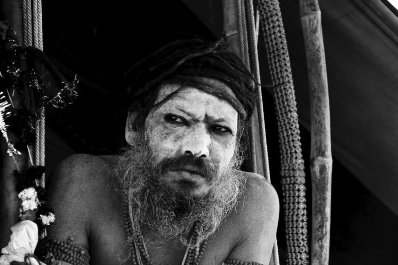 Sadhu 02 bw.jpg