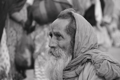 Sadhu 55 bw.jpg