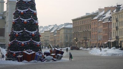 Warsaw Old Town with Christmas tree