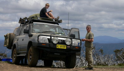 Lunch atop Mt Pinnibar