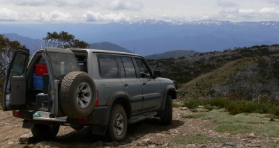 Lunch atop Mt Pinnibar