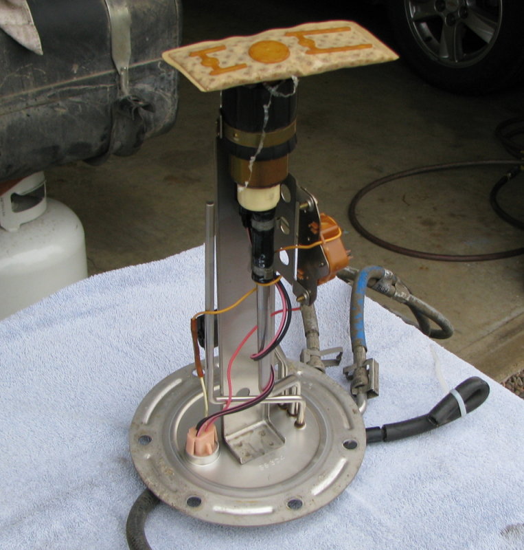 Pump/Sender assy before pump replacement