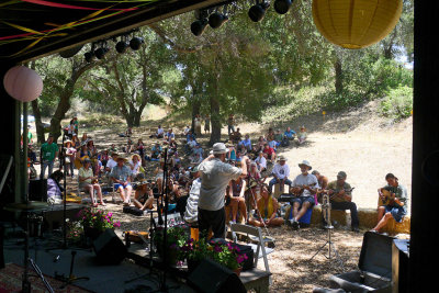 Round Mountain jamming workshop