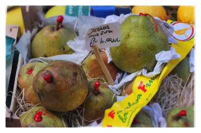 juicy pears