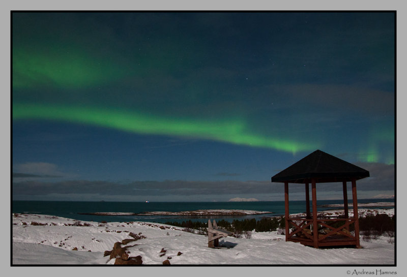 Aurora borealis .  Kvalya