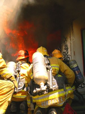 LIVE BURN 04-16-13  9328.jpg