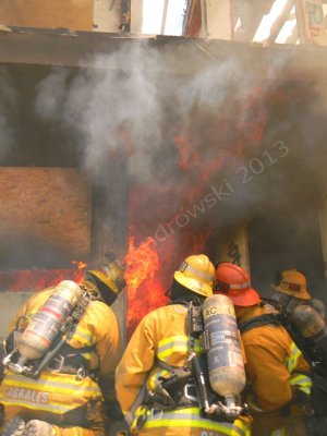 LIVE BURN 04-16-13  9332.jpg