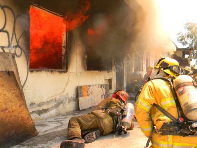 LIVE BURN 04-16-13 9346.jpg