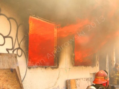 LIVE BURN 04-16-13 9347.jpg