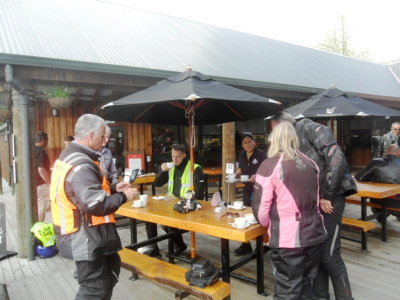 121118 Round the Big Block 06 Pic Miriam Heaton.jpg