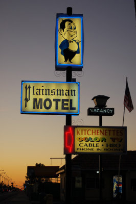Plainsman Motel