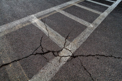 Cracked Lines