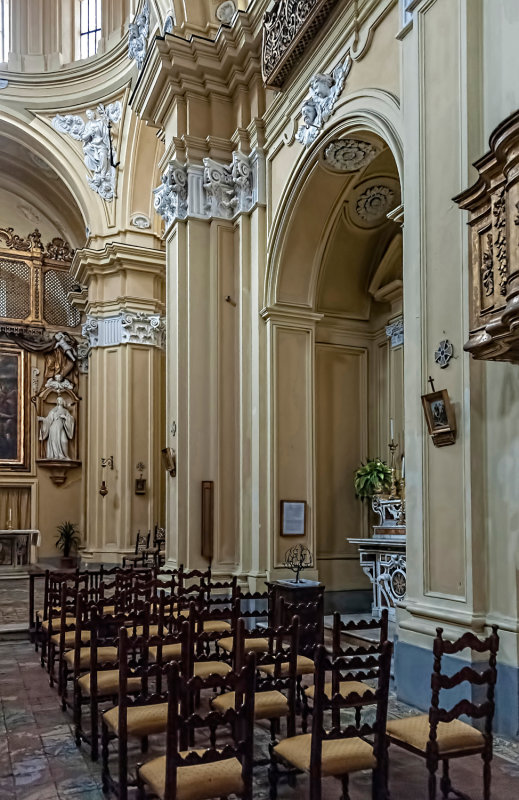 Chiesa di San Paolo, Sorrento - interior side wall