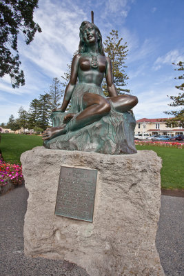Statue Pania of the Reef Napier.jpg
