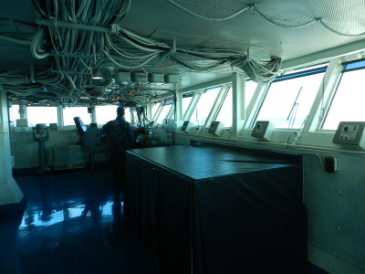 CVN-65 162 Flag Bridge Admirals Command room.JPG