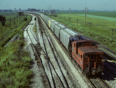 IC 6016 train caboose