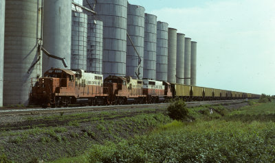 ICG 8132 with NB grain train