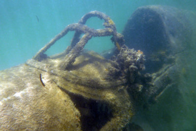 Efat - WWII Corsair Wreck