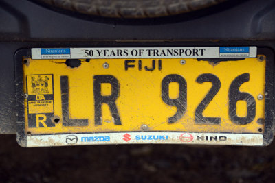 Fiji License Plate - yellow (rental)