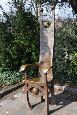 Jokers Chair, Dermot Morgan (1952-1998), Merrion Square