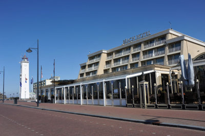 Beach Hotel Noordwijk, Koningin Wilhelmina Boulevard