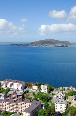 Valderøy, from Fjellstua