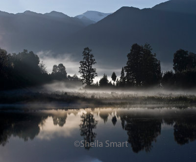 Lake Matheson misty morning 