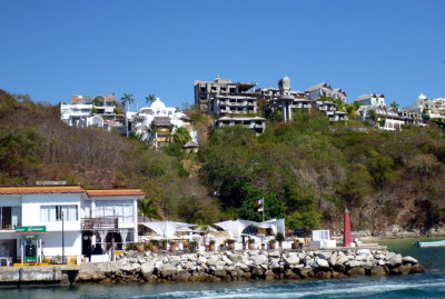 Abandoned Hotel in Huatulco