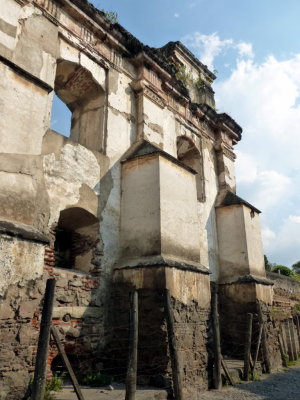 Beth's take on the ruins.