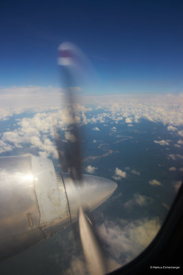 flying to La Paz