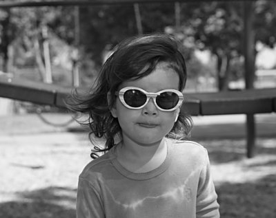 Cheap Sunglasses in black and white
