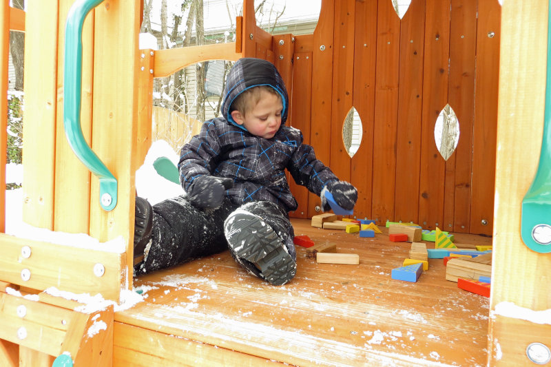 A little snow doesnt stop me from playing with my blocks.   IMG_0234c.jpg