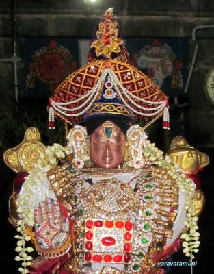 Thirupputkuzhi Sri Vijayaragavaswamy Brahmothsavam - Day8 - Keel Gudhirai Vahanam
