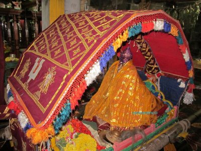 Thirupputkuzhi Sri Vijayaragavaswamy Brahmothsavam - Day9 Morning Aal Mel Pallakku 
