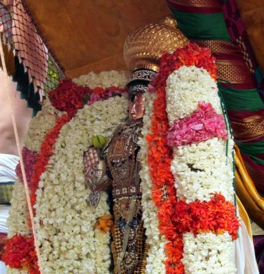 Kanchi Periya Perumal Sri Yathokthakari ( Sonna Vannam seitha perumal ) Brahmothsavam Day 9 - Aal Mel pallakku