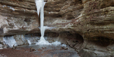 Ice Column at St. Louis Canyon 