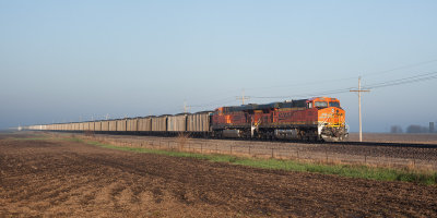 BNSF 5883 and 6093