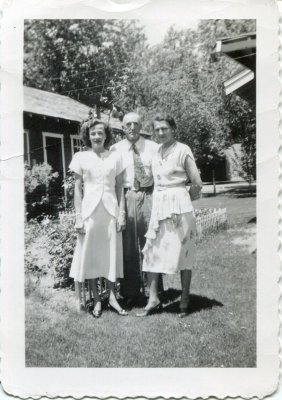 1948 Mom, Granpa,  Grandma