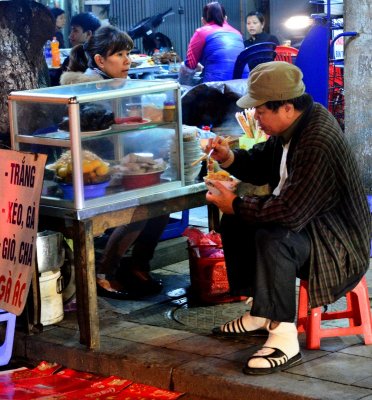 sidewalk dinner, Hanoi Old Quarter, Hanoi, Vietnam  