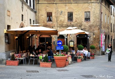 corner cafe on Via San Matteo, San Gimignano, Italy  